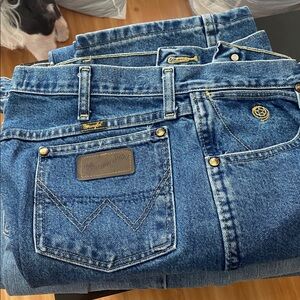 Wrangler Classic Blue Jeans with Gold Accents